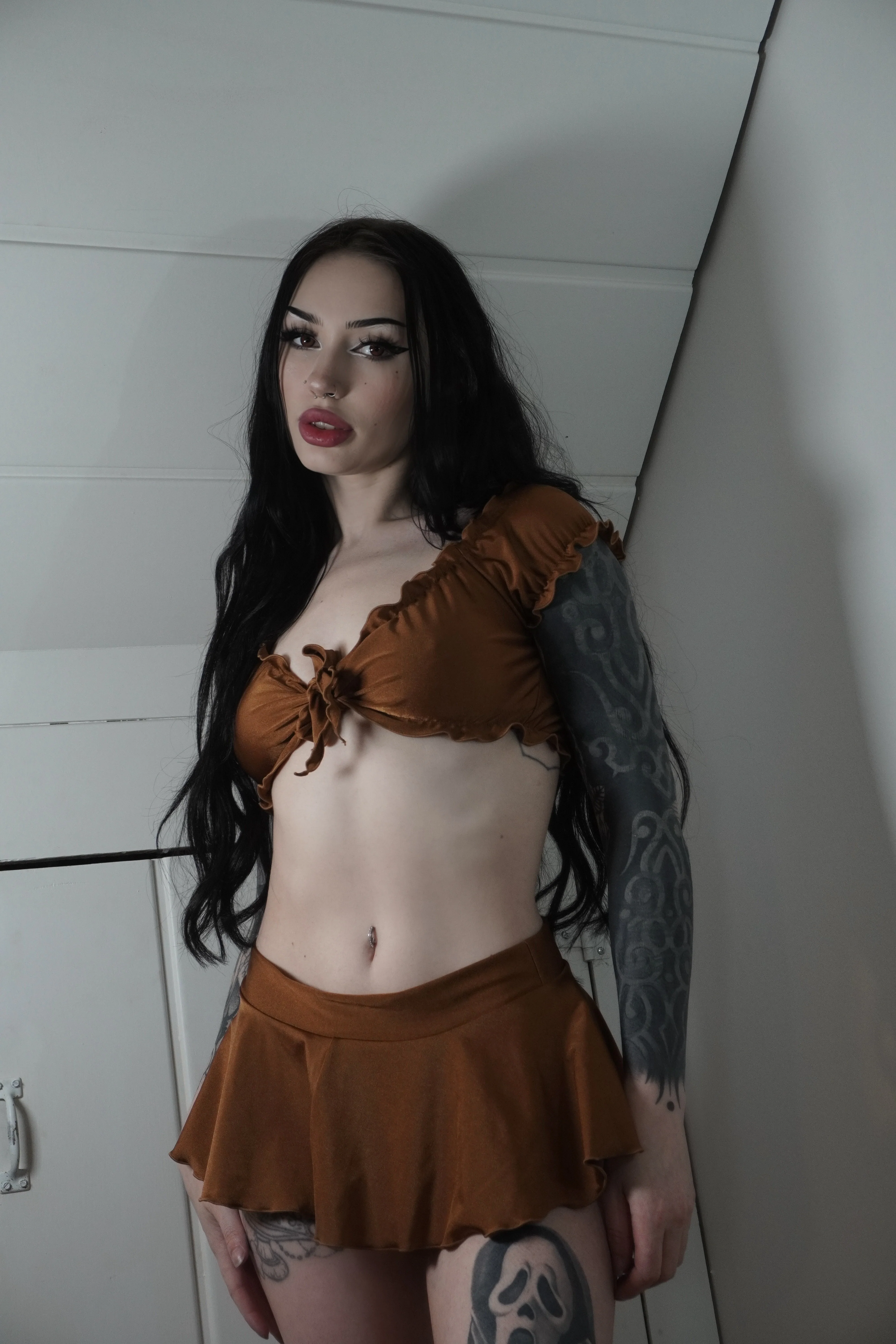 Chestnut ruffle skirt set - Image 2