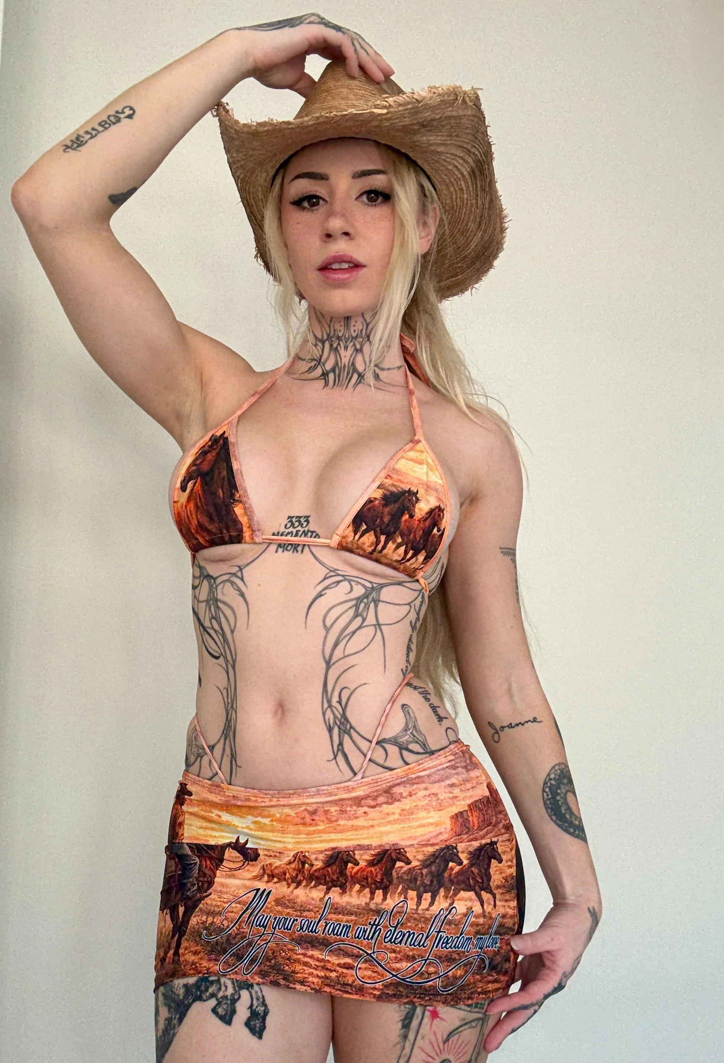 Eternal horses skirt set - Image 2