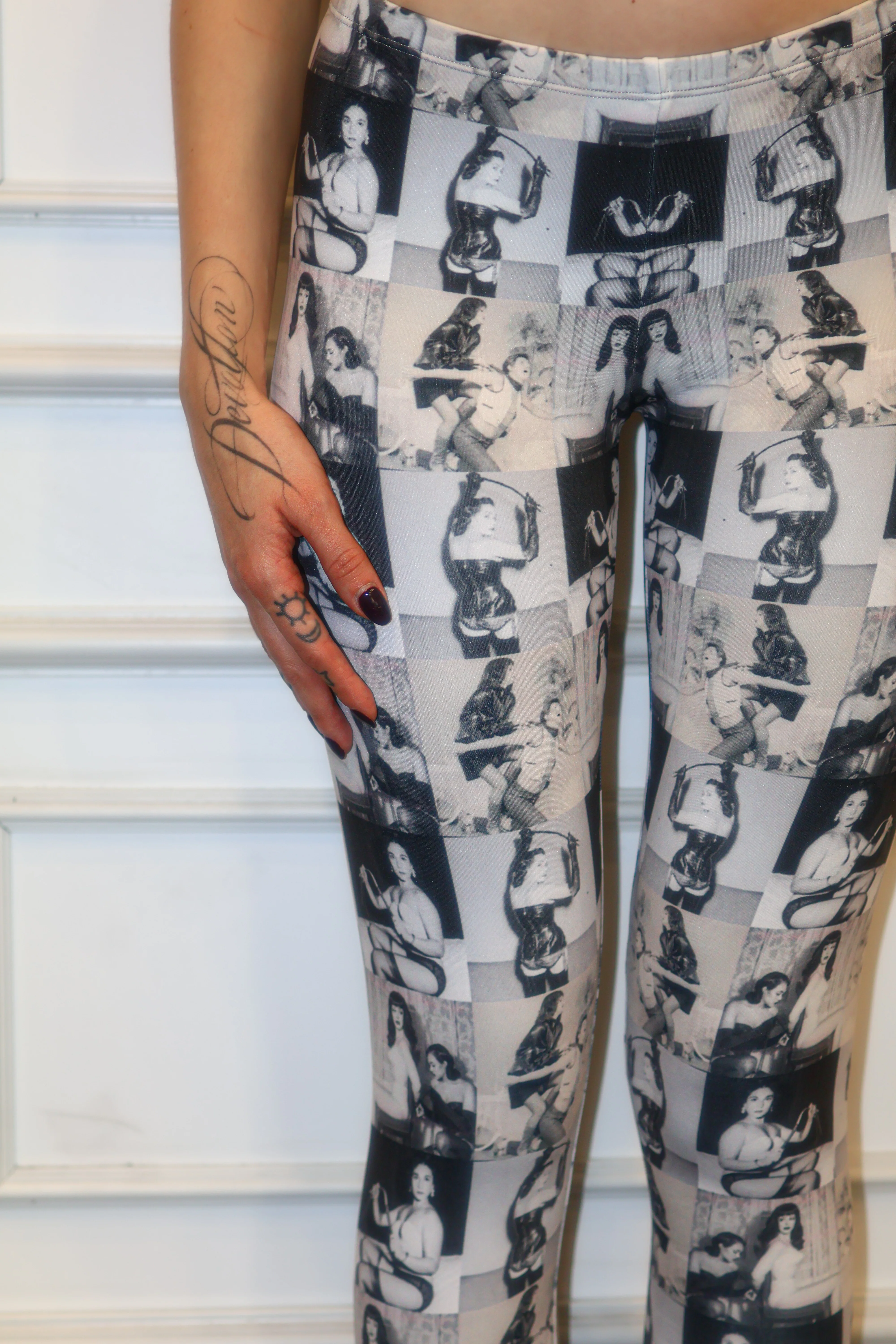 Vintage Dominatrix low rise yoga leggings